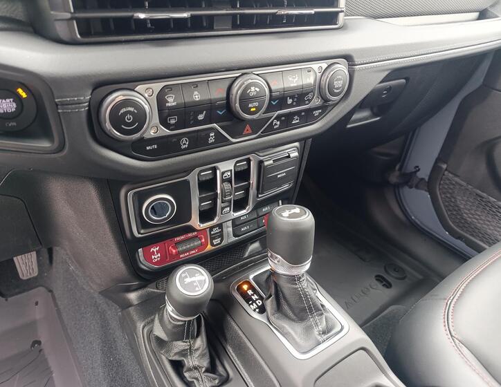 Jeep Wrangler Ostatní 2,0 l 200 kw