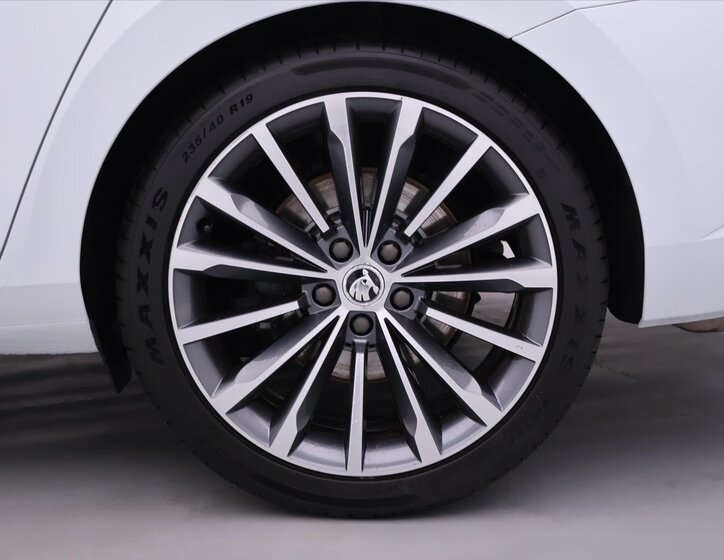 Škoda Superb Kombi 2,0 l 206 kw