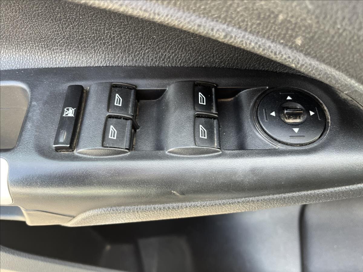 Ford Transit Connect MPV 1,6 l 85 kw