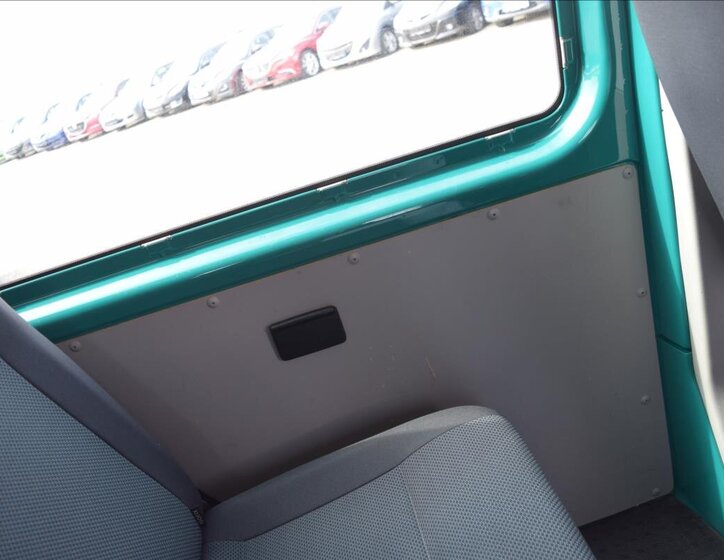 Volkswagen Transporter Kombi 2,0 l 110 kw