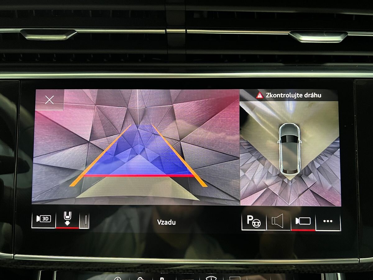 Audi SQ8 SUV / Terénní 4,0 l 373 kw