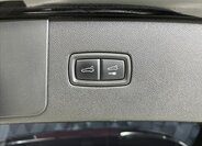 Porsche Cayenne SUV / Terénní 4,0 l 404 kw