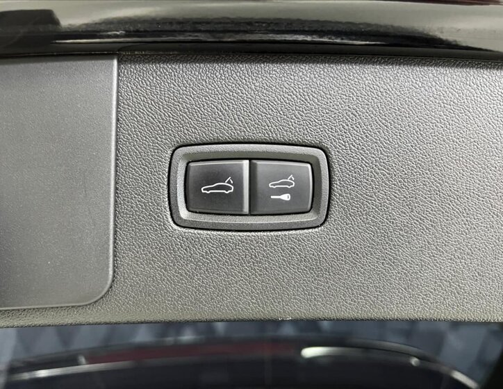 Porsche Cayenne SUV / Terénní 4,0 l 404 kw