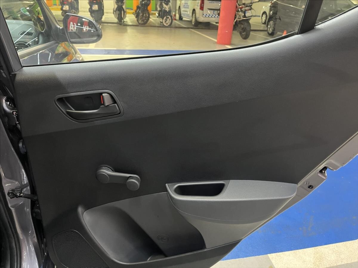 Hyundai i10 Hatchback 998,0 49 kw