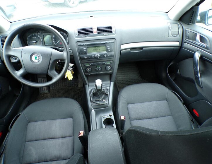 Škoda Octavia Kombi 2,0 l 103 kw