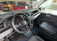 Volkswagen Caravelle 9