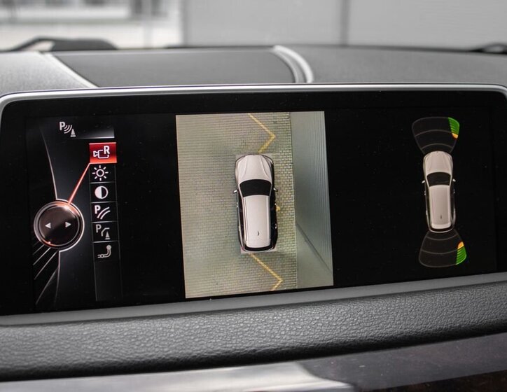 BMW X5 SUV 3,0 l 280 kw