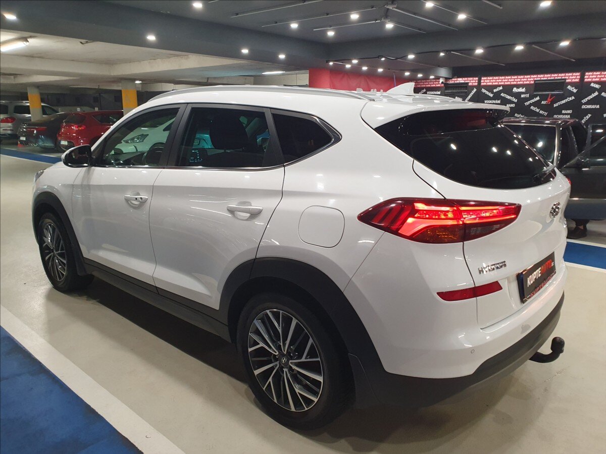 Hyundai Tucson SUV / Terénní 1,6 l 100 kw
