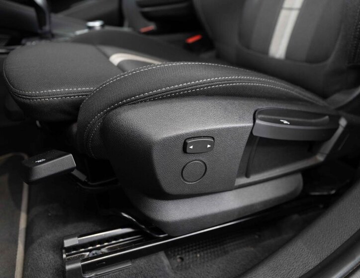 BMW X2 SUV 1,5 l 100 kw