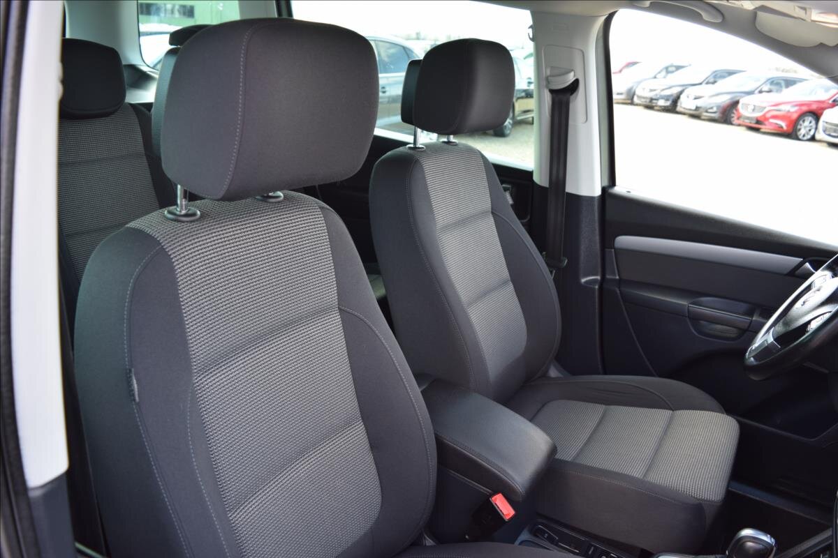 Volkswagen Sharan MPV 2,0 l 103 kw