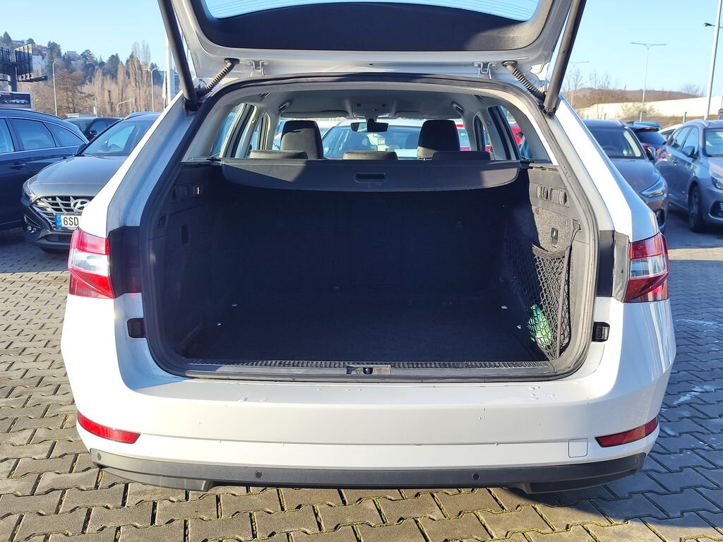 Škoda Superb Kombi 2,0 l 110 kw