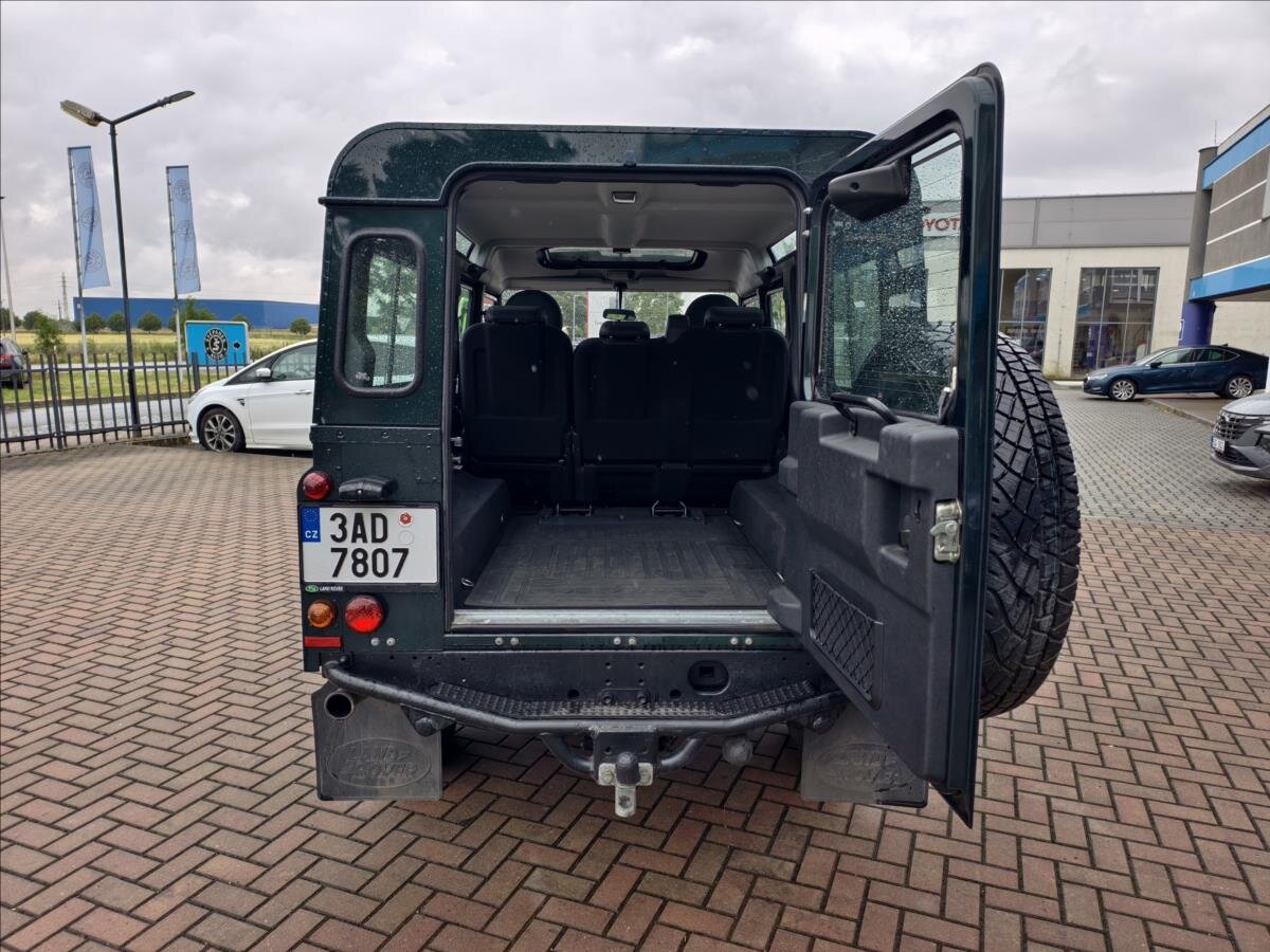 Land Rover Defender Ostatní 2,2 l 90 kw