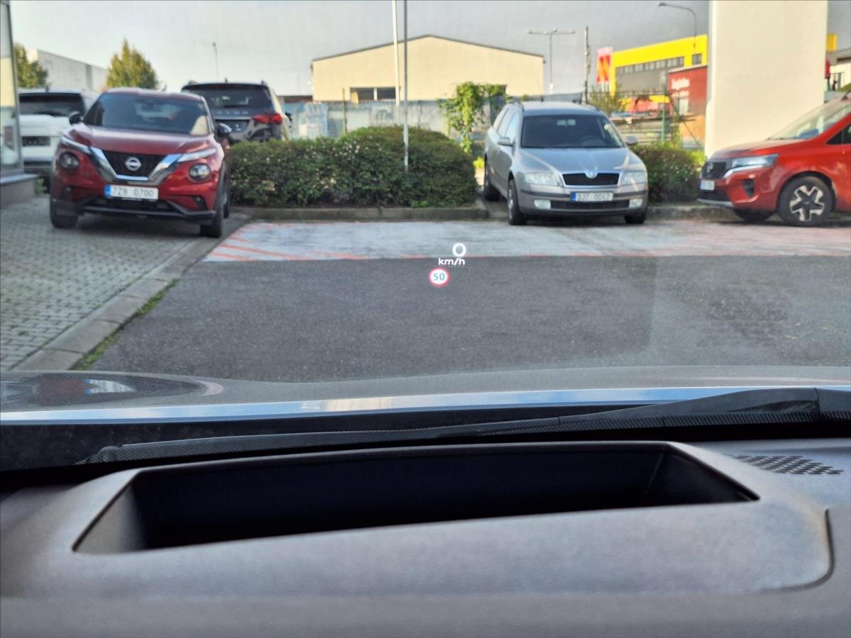 Nissan X-Trail SUV / Terénní 1,5 l 116 kw