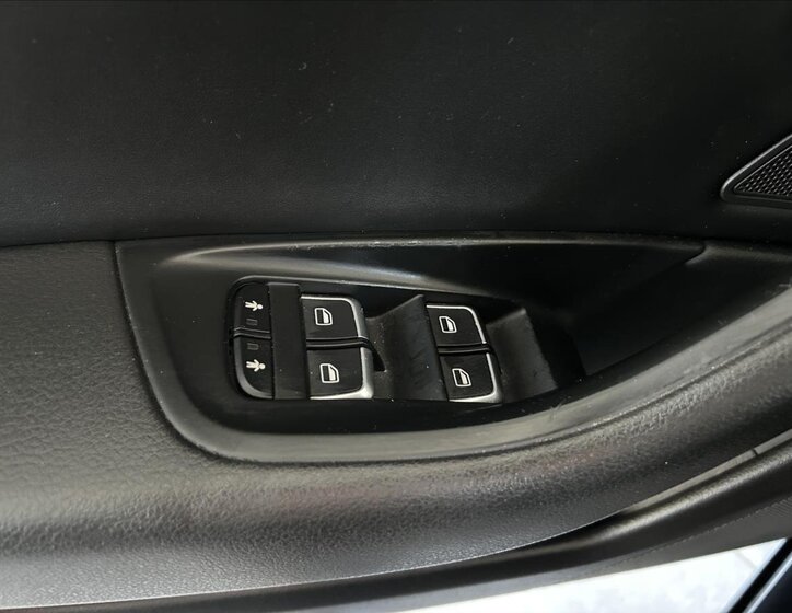 Audi A6 Sedan / Limuzína 3,0 l 230 kw