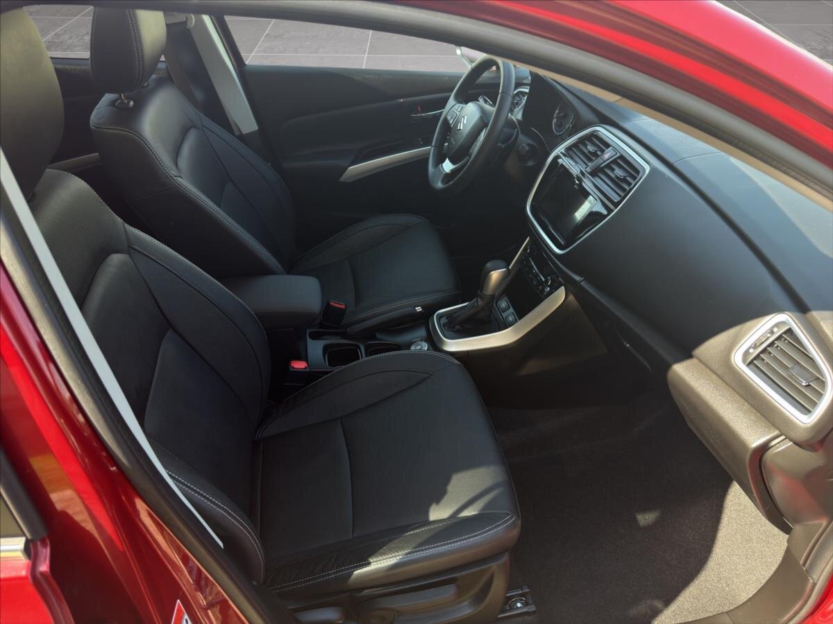 Suzuki SX4 S-Cross SUV / Terénní 1,4 l 103 kw