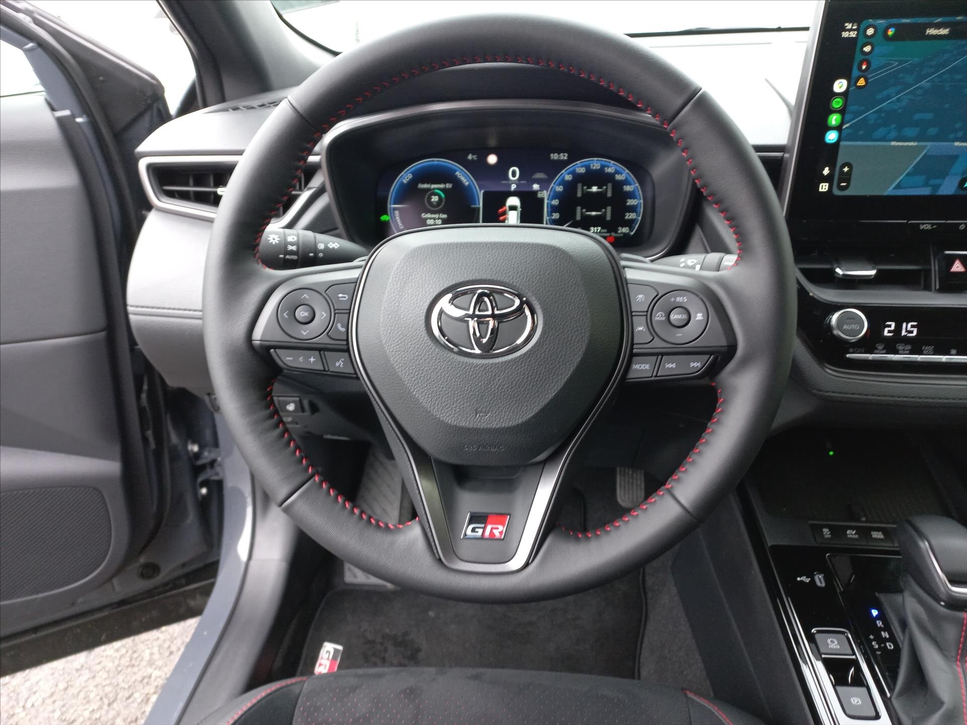 Toyota Corolla Cross CUV 2,0 l 98 kw