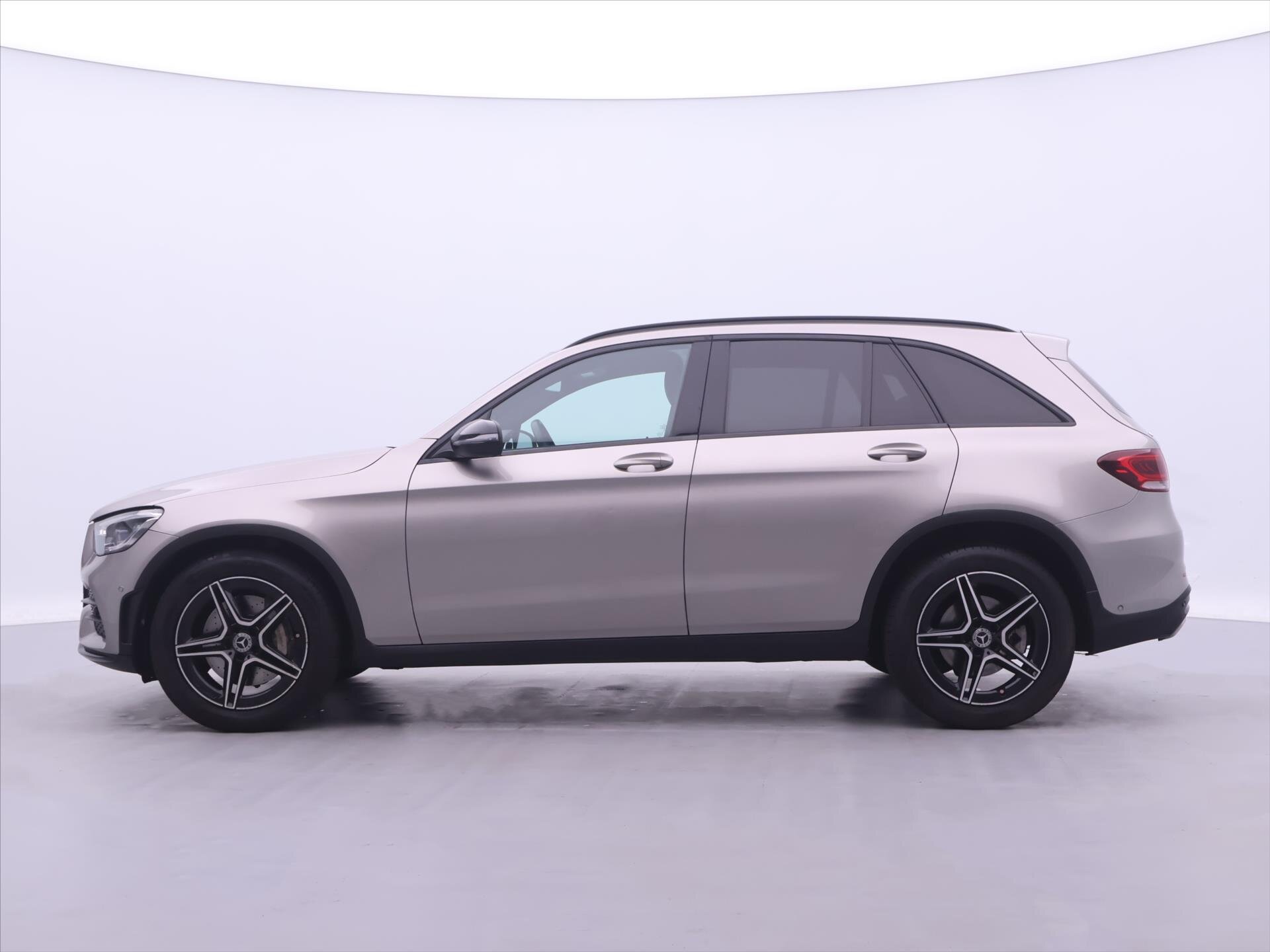 Mercedes-Benz GLC SUV 2,0 l 143 kw