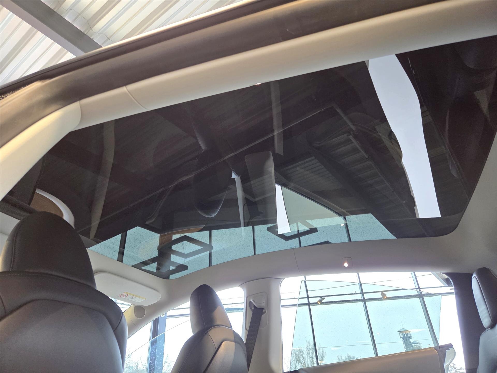 Tesla Model Y SUV / Terénní 0,0 393 kw