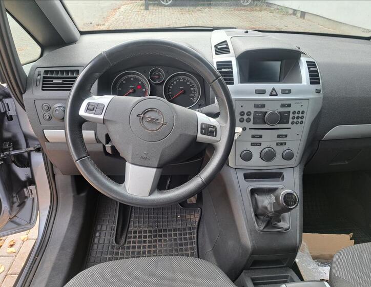 Opel Zafira 20