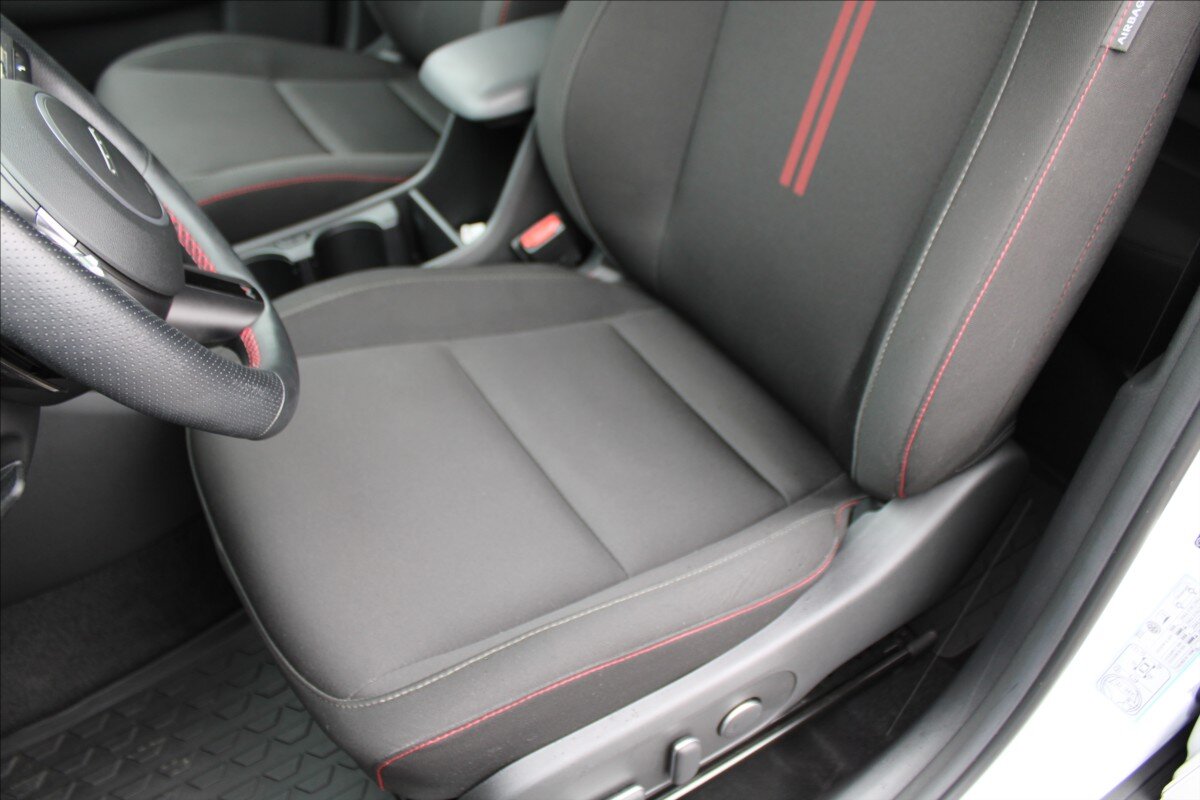 Hyundai Kona SUV / Terénní 1,6 l 145 kw