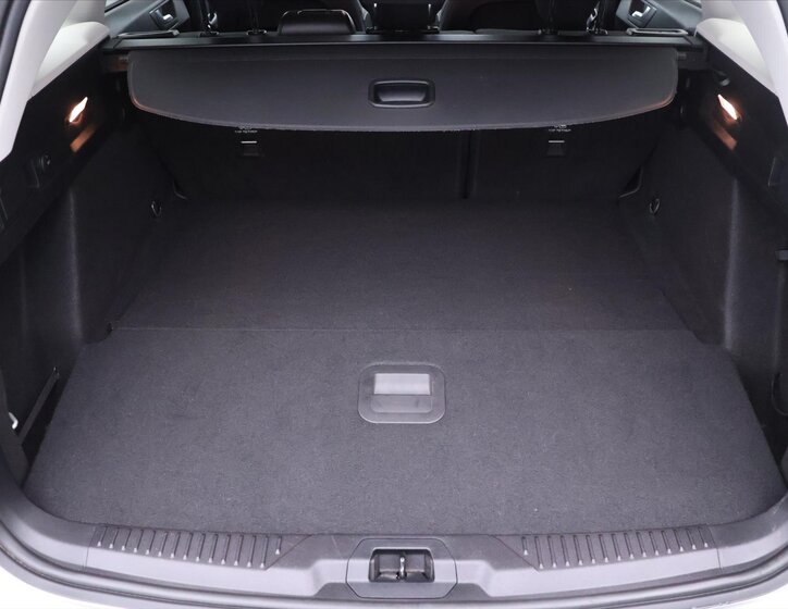 Ford Focus Kombi 999,0 92 kw