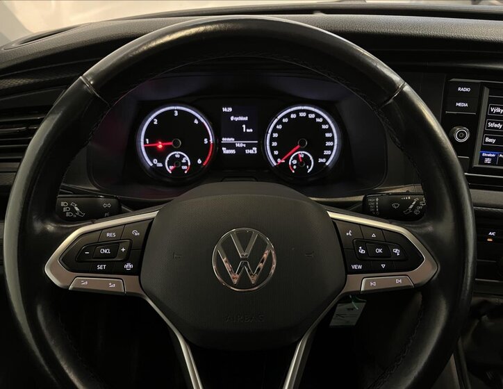 Volkswagen Transporter 13