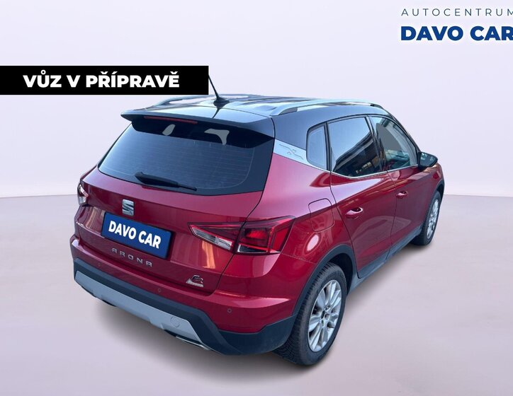 Seat Arona SUV / Terénní 1,5 l 110 kw