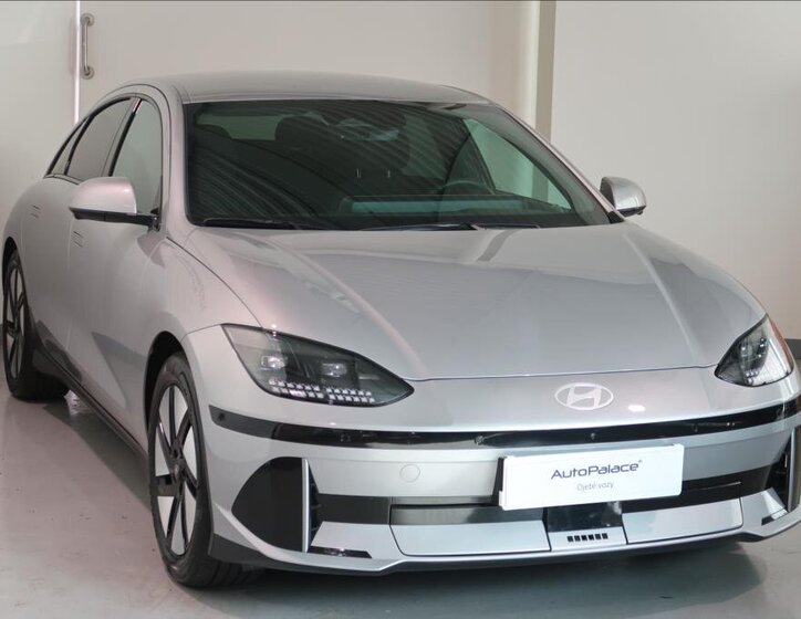 Hyundai Ioniq 6 Sedan / Limuzína 0,0 239 kw