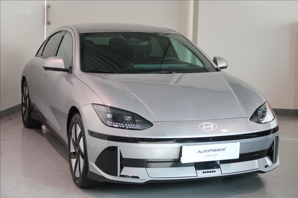 Hyundai Ioniq 6 Sedan / Limuzína 0,0 239 kw