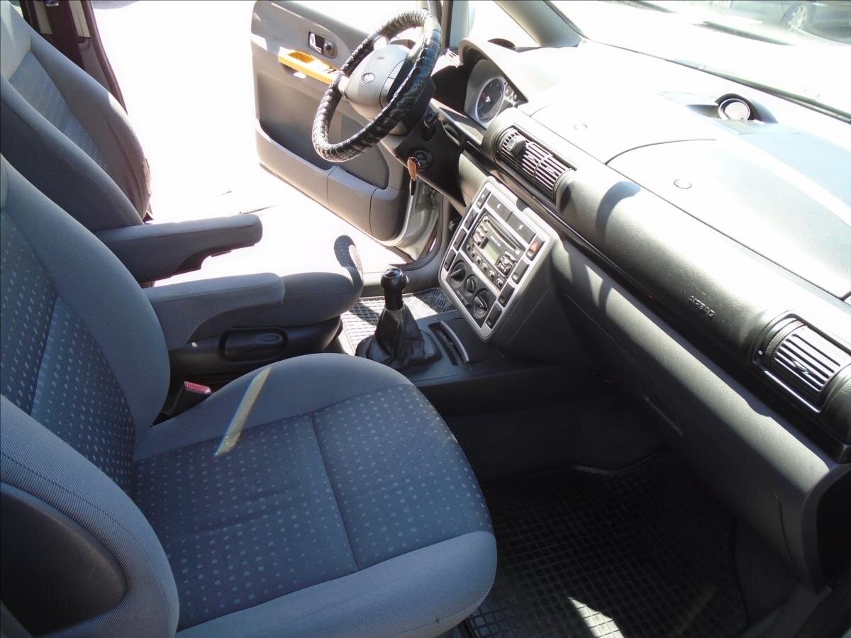 Ford Galaxy Kombi 1,9 l 85 kw