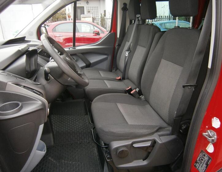 Ford Transit Custom 6