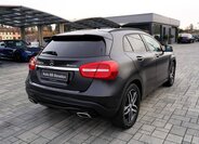 Mercedes-Benz GLA 6
