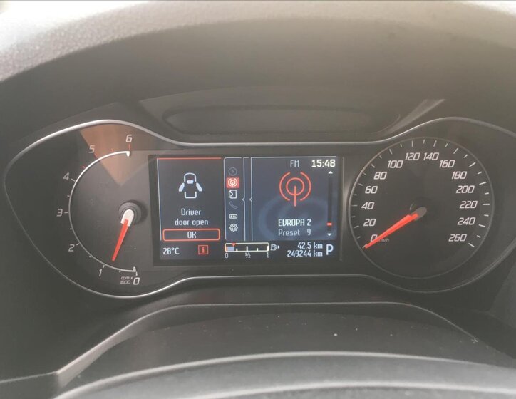 Ford Galaxy Kombi 2,0 l 120 kw