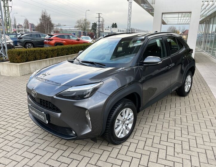 Toyota Yaris Cross 2