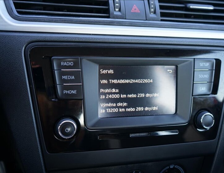 Škoda Rapid Sedan / Limuzína 1,2 l 81 kw