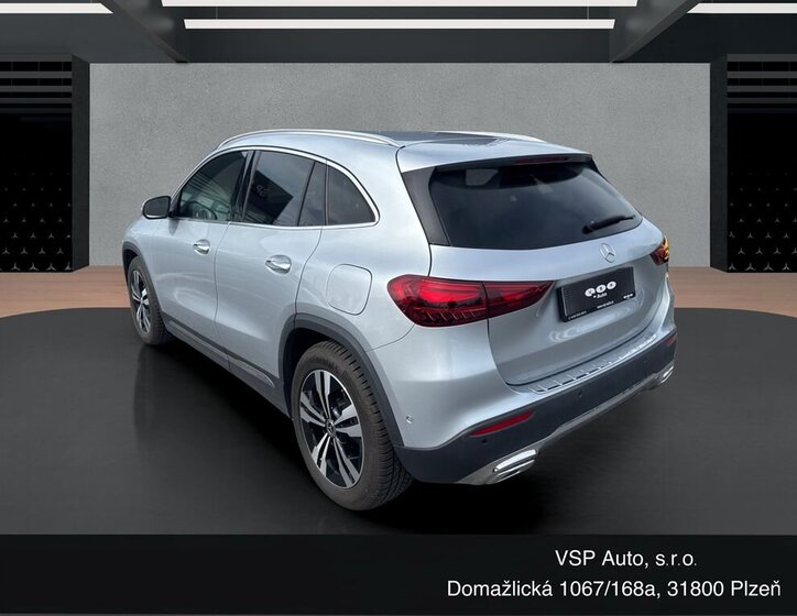 Mercedes-Benz GLA SUV / Terénní 2,0 l 110 kw
