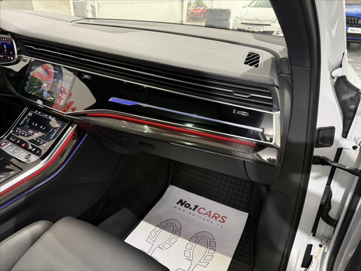 Audi SQ7 SUV / Terénní 4,0 l 373 kw