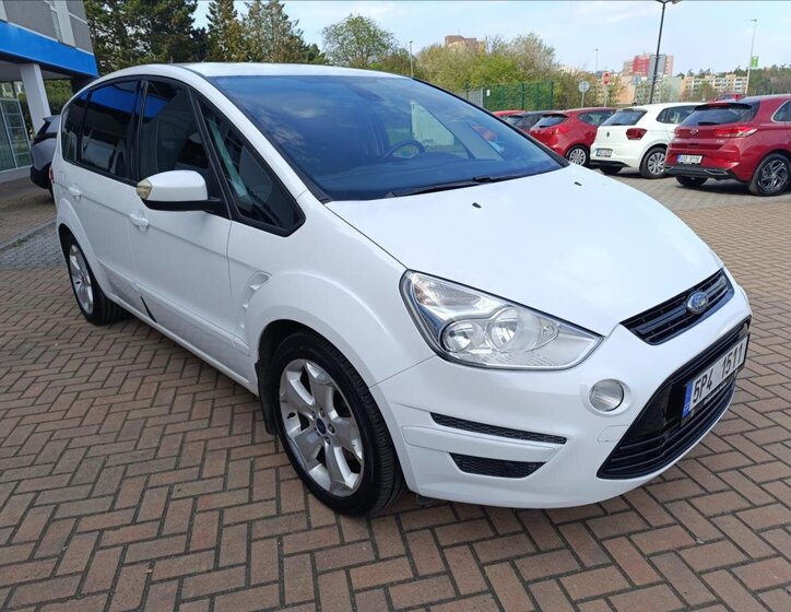 Ford S-MAX MPV 2,0 l 103 kw