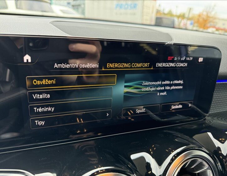 Mercedes-Benz GLB SUV 1,3 l 120 kw