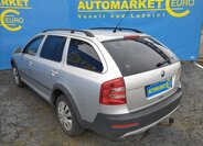 Škoda Octavia Kombi 2,0 l 103 kw