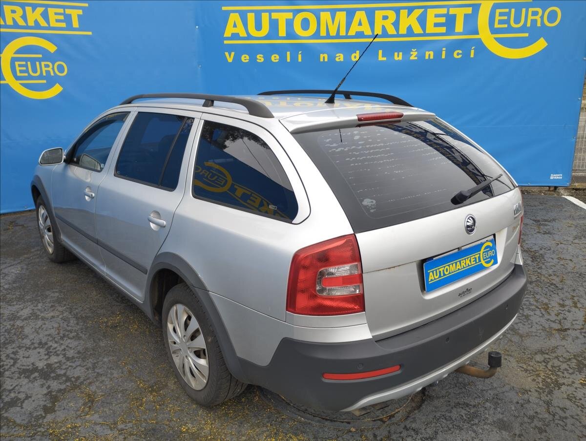 Škoda Octavia Kombi 2,0 l 103 kw