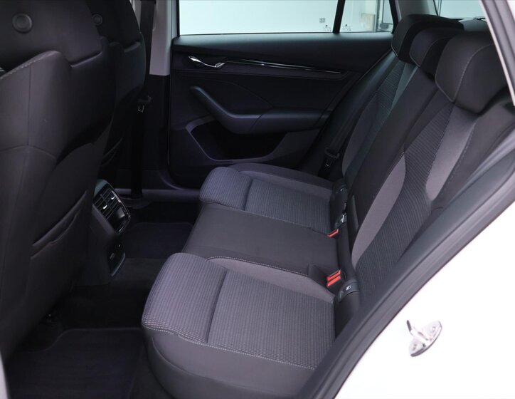 Škoda Octavia Kombi 999,0 81 kw