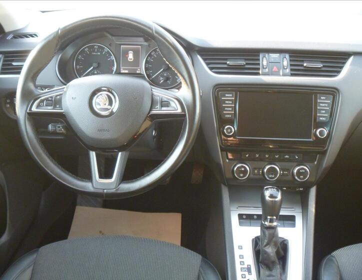 Škoda Octavia 16