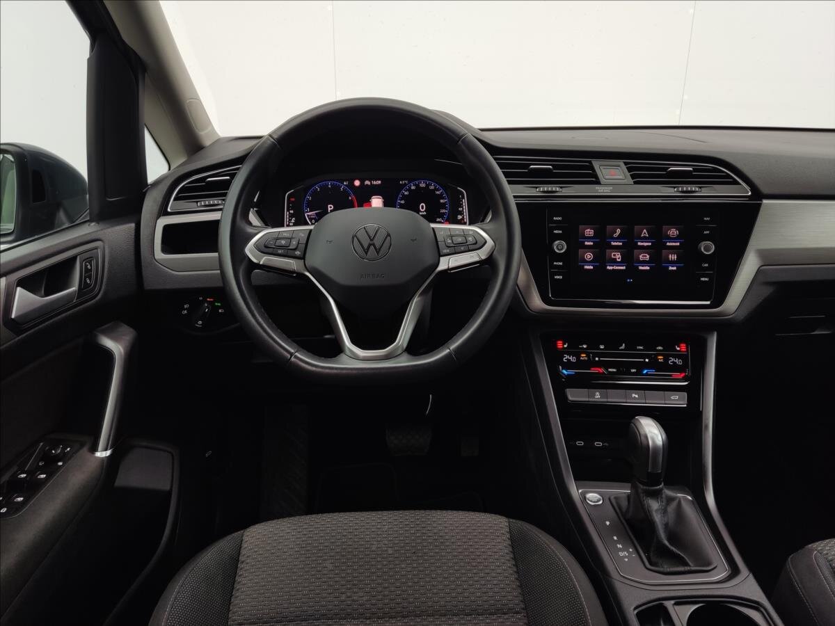 Volkswagen Touran MPV 1,5 l 110 kw