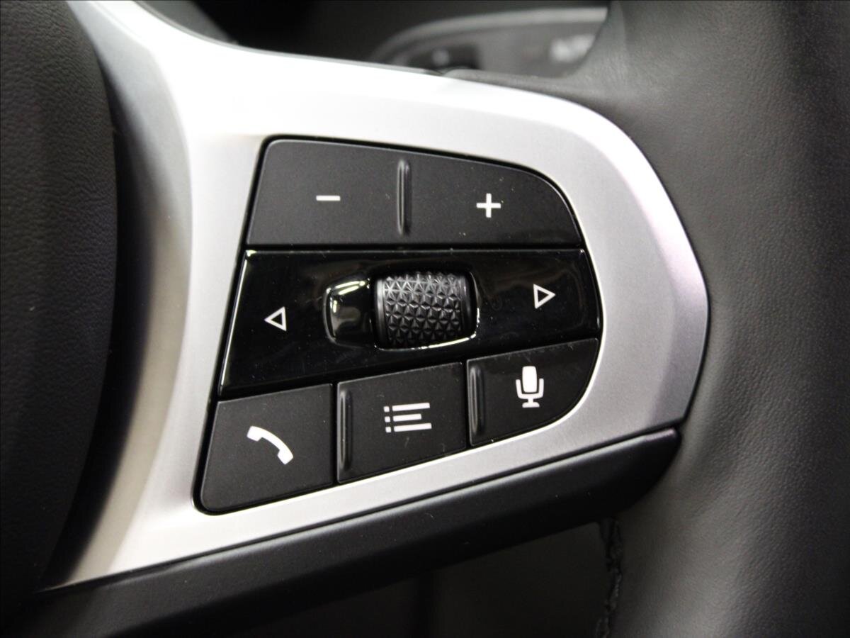 BMW Řada 2 Sedan / Limuzína 1,5 l 100 kw