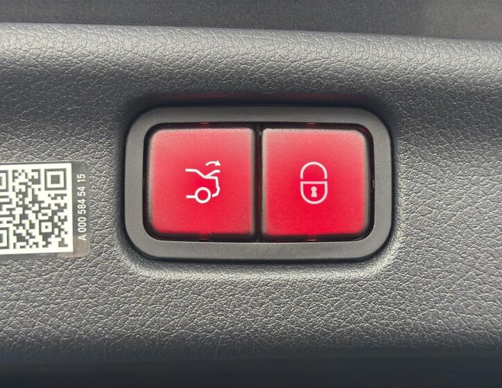 Mercedes-Benz Třídy C Sedan / Limuzína 2,0 l 145 kw