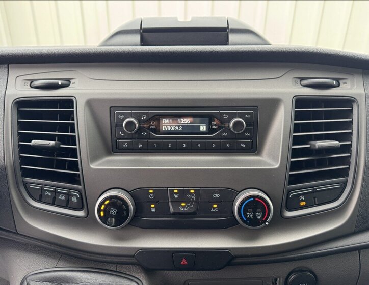 Ford Transit Custom 40