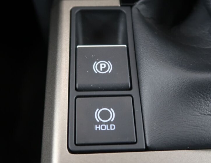 Toyota Land Cruiser SUV / Terénní 2,8 l 151 kw