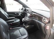 Mercedes-Benz Třídy V 23