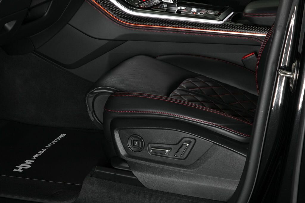 Audi SQ8 SUV 4,0 l 373 kw